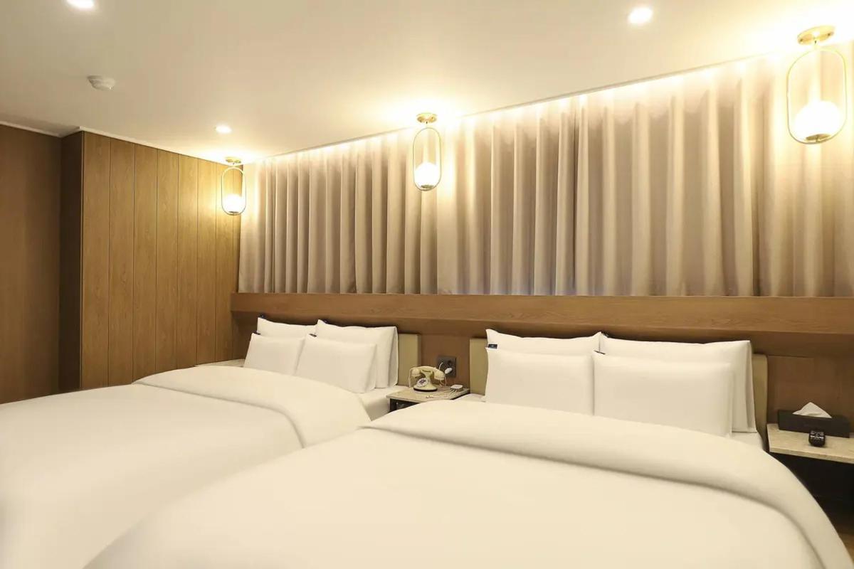 Rosy Hotel Cheongju Exterior photo