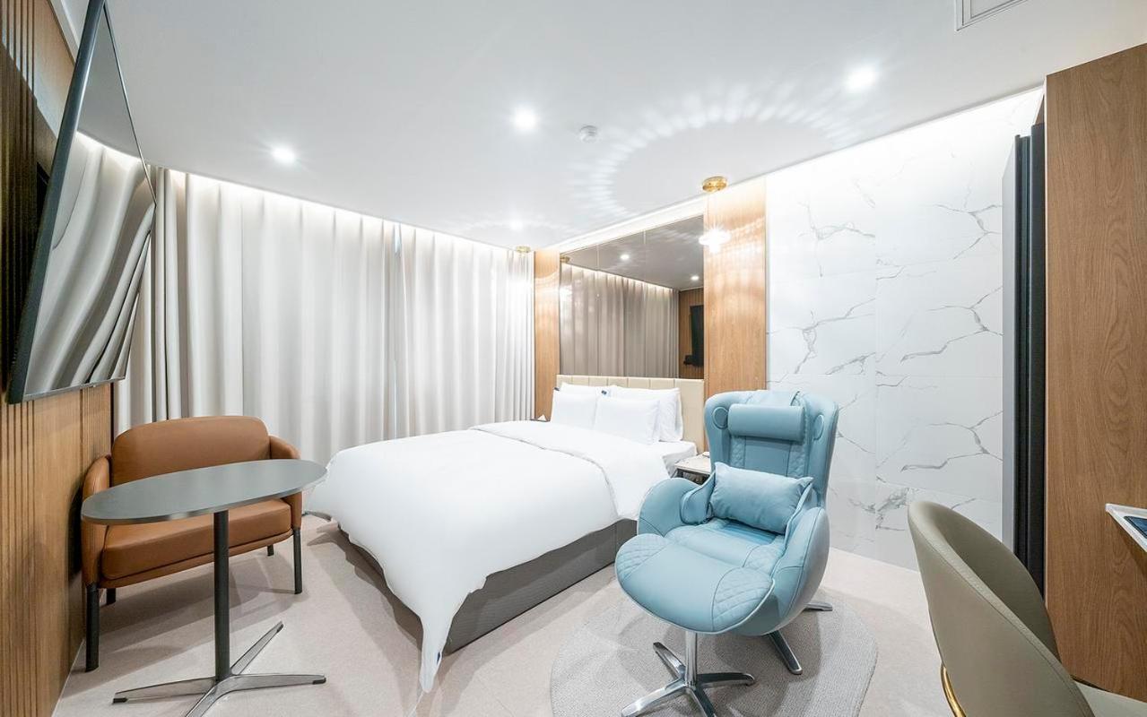 Rosy Hotel Cheongju Exterior photo
