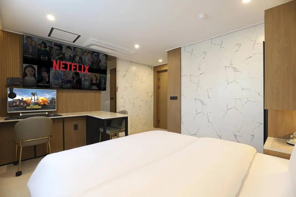 Rosy Hotel Cheongju Exterior photo